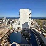 Grand Sapphire Iskele с 161 Apartmán *