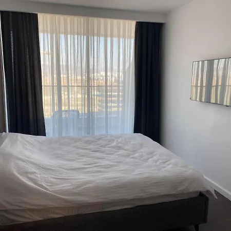 Grand Sapphire Premium B